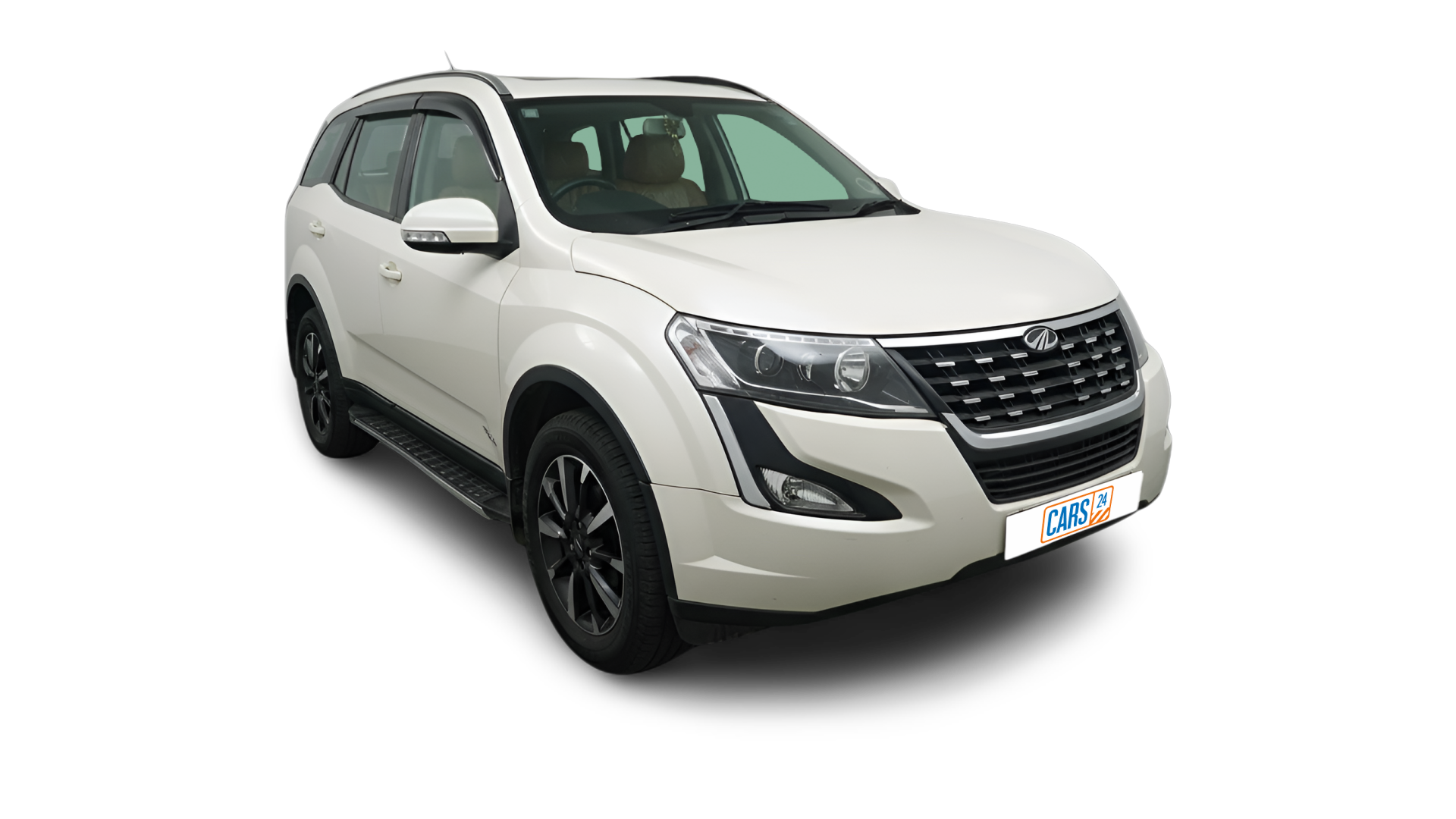 Mahindra XUV500-img